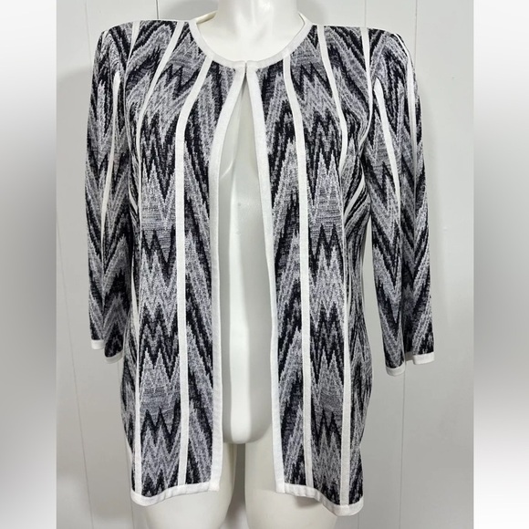 Misook Sweaters - Misook Women’s White Gray 3/4 Sleeve Knit Cardigan Sweater Size Medium Career